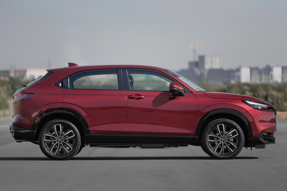 Rodas de 18 polegadas não deixaram HR-V menos confortável — Foto: Divulgação/Honda