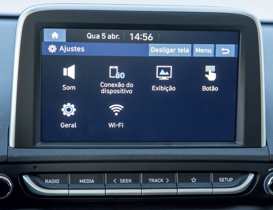 Hyundai HB20 Comfort - Central do HB20 Comfort tem tela de 8 polegadas e oferece conexões sem fio