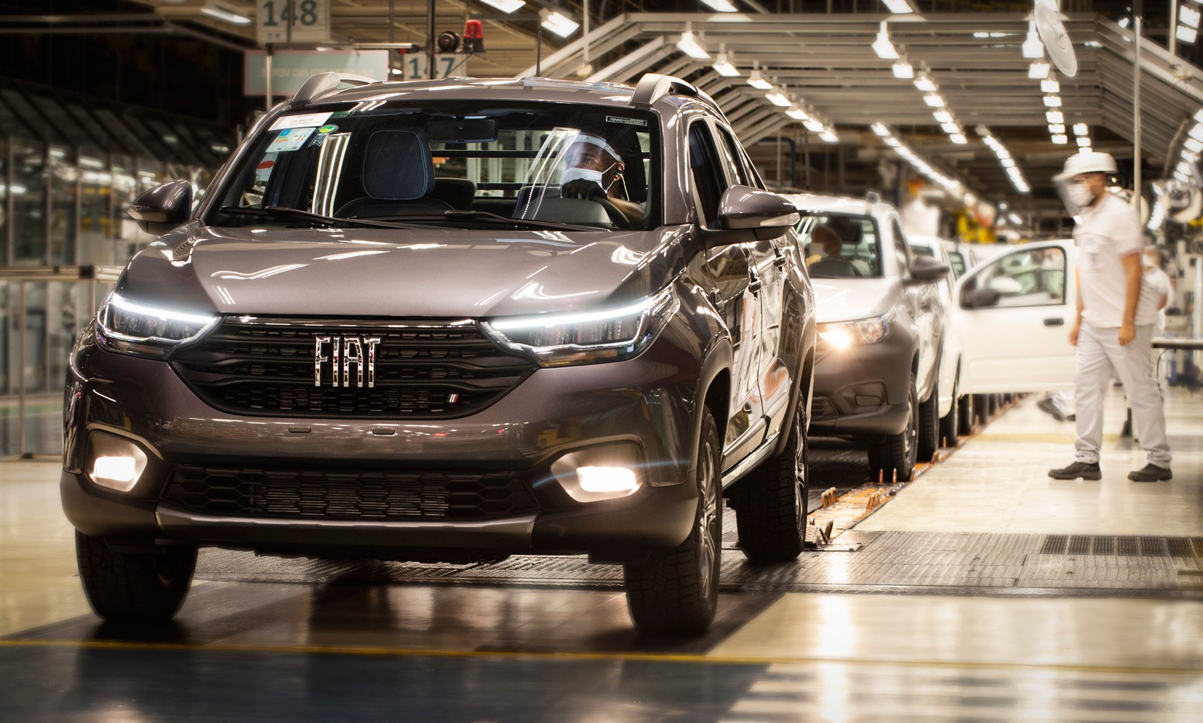 Fiat vai investir R$ 14 bilhões em híbridos e nova plataforma em Betim