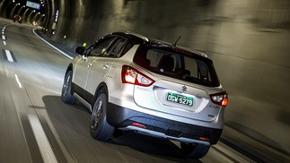 Suzuki S-Cross 2015