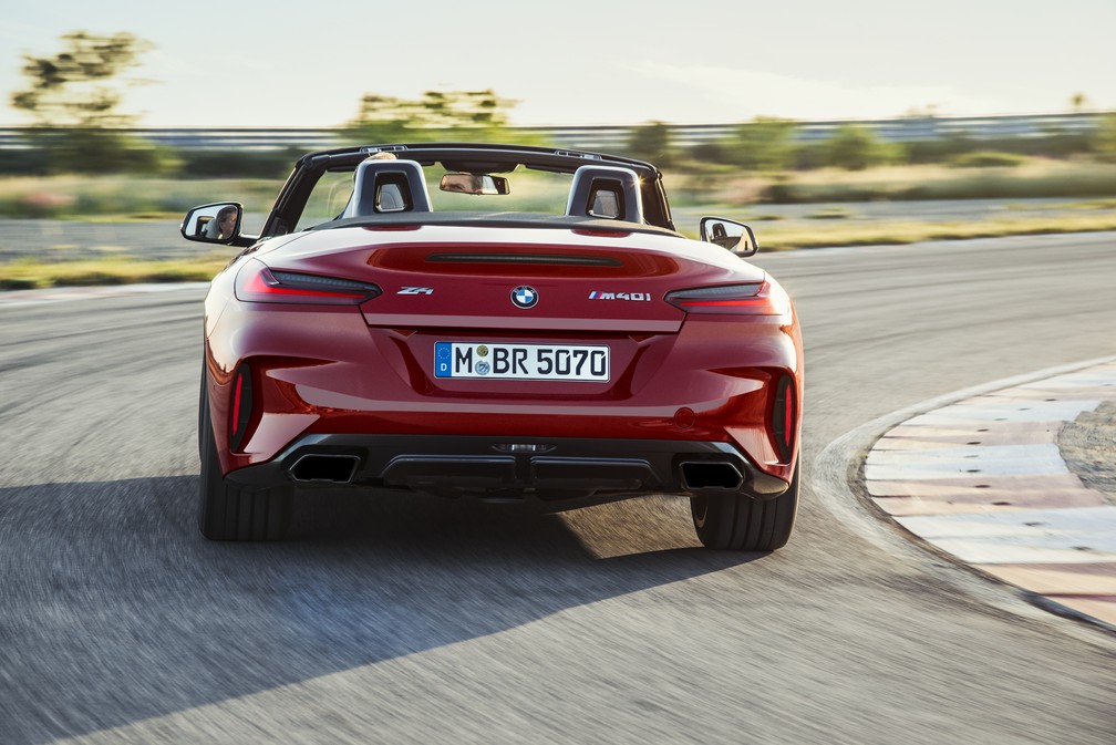 BMW Z4 — Foto: Divulgação