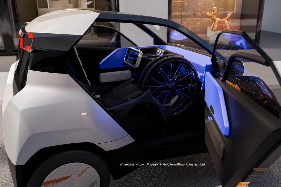 Por não possuir pedais, o FT-Me não precisa de adaptações para pessoas que usam cadeiras de rodas — Foto: Divulgação Toyota
