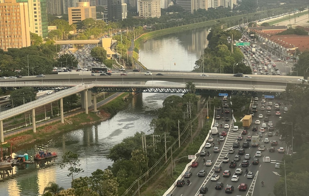 Radar portátil deve ser aplicado em vias urbanas apenas com velocidade máxima ou superior a 60 km/h  — Foto: Auto News Brasil/Vitória Drehmer