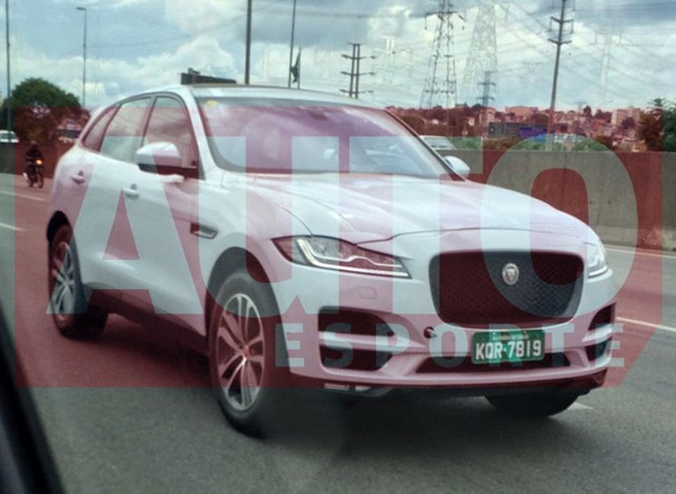 Jaguar F-Pace em testes no Brasil (Foto: Leandro Alvares / Auto News Brasil) — Foto: Auto Esporte
