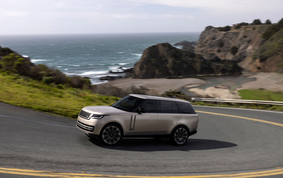 Novo Land Rover Range Rover tem diâmetro de giro semelhante ao de um Volkswagen T-Cross — Foto: Divulgação
