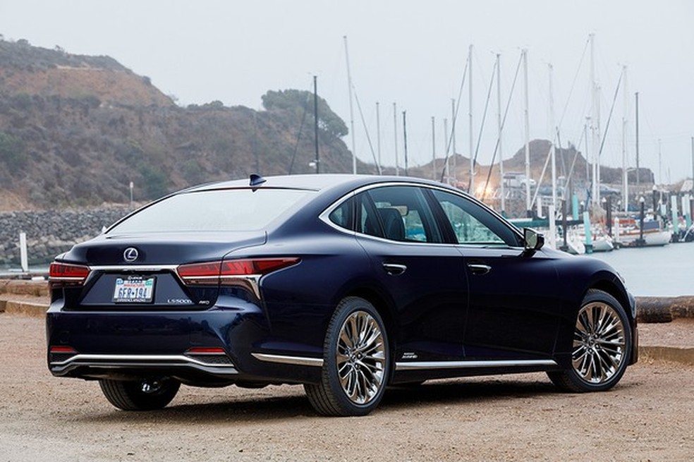 Lexus LS 500h (Foto: Divulgação) — Foto: Auto Esporte