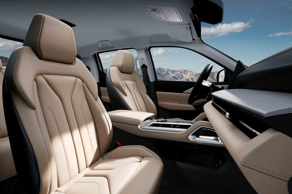 Bancos da Changan Hunter, mais luxuosos que os da Titano, também serão usados pela picape média da Ram — Foto: Divulgação/Changan