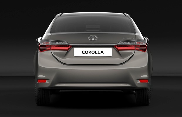 Toyota revela Corolla reestilizado na Europa