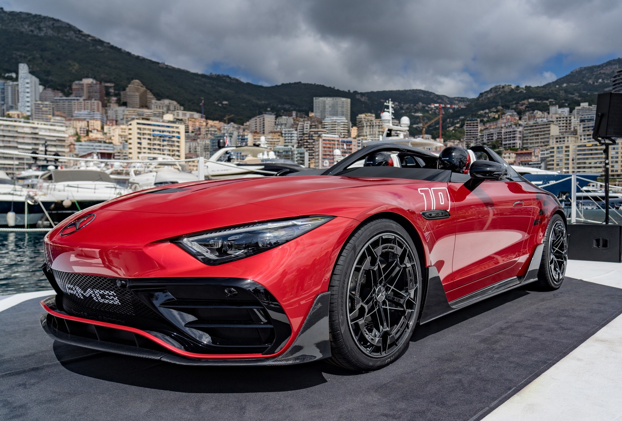 Mercedes-AMG PureSpeed tem peça de F1 e é feito para colecionadores