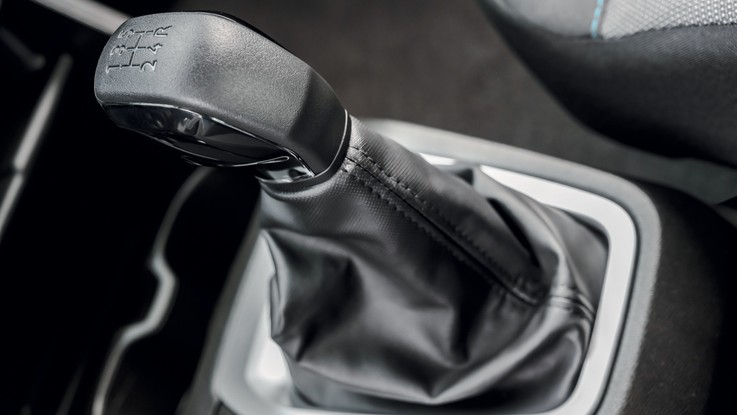 Citroën C3 Feel - Atualmente, o C3 Feel é o único carro do país abaixo  de R$ 100 mil  com motor 1.6 e  câmbio manual 