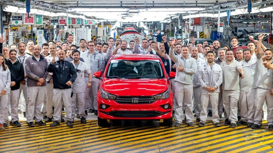 Stellantis investe R$ 2 bilhões na Argentina e promete novos carros e motor
