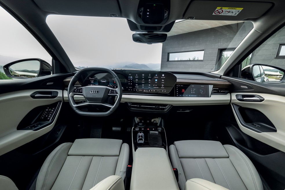 Com o novo Q6 e-tron, enfim a Audi traz um interior no nível de BMW e Mercedes — Foto: Divulgação