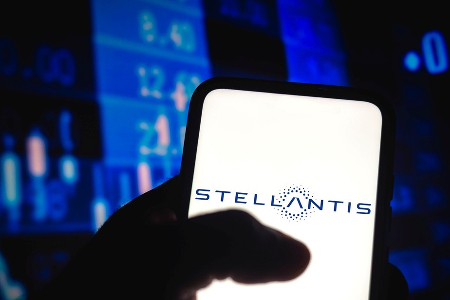 Stellantis se junta à fabricante do iPhone