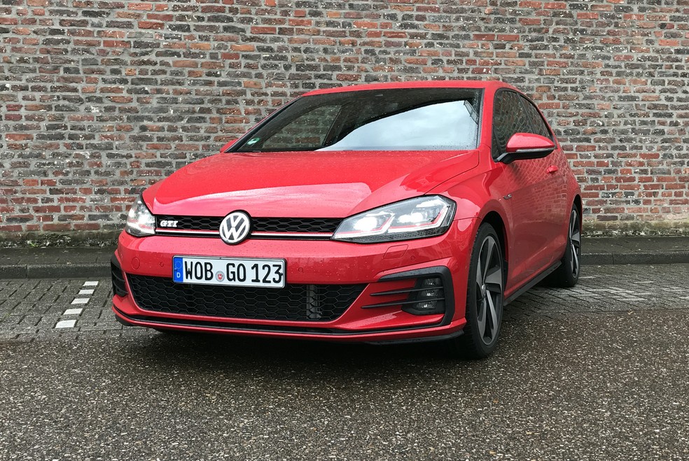 Volkswagen Golf GTI — Foto: André Paixão/G1