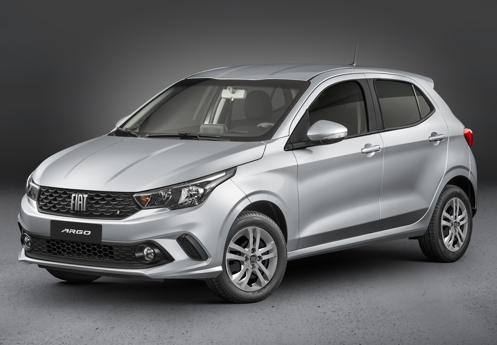 Faróis de neblina e repetidores de seta são alguns dos opcionais do Fiat Argo Drive — Foto: Divulgação