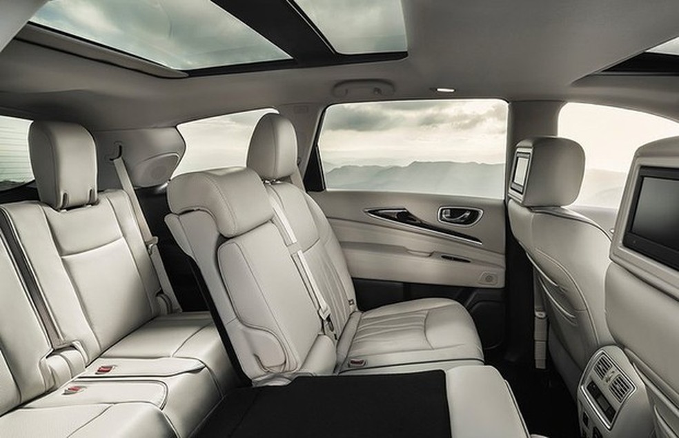Interior do Infiniti QX60 2016 (Foto: Divulgação) — Foto: Auto Esporte