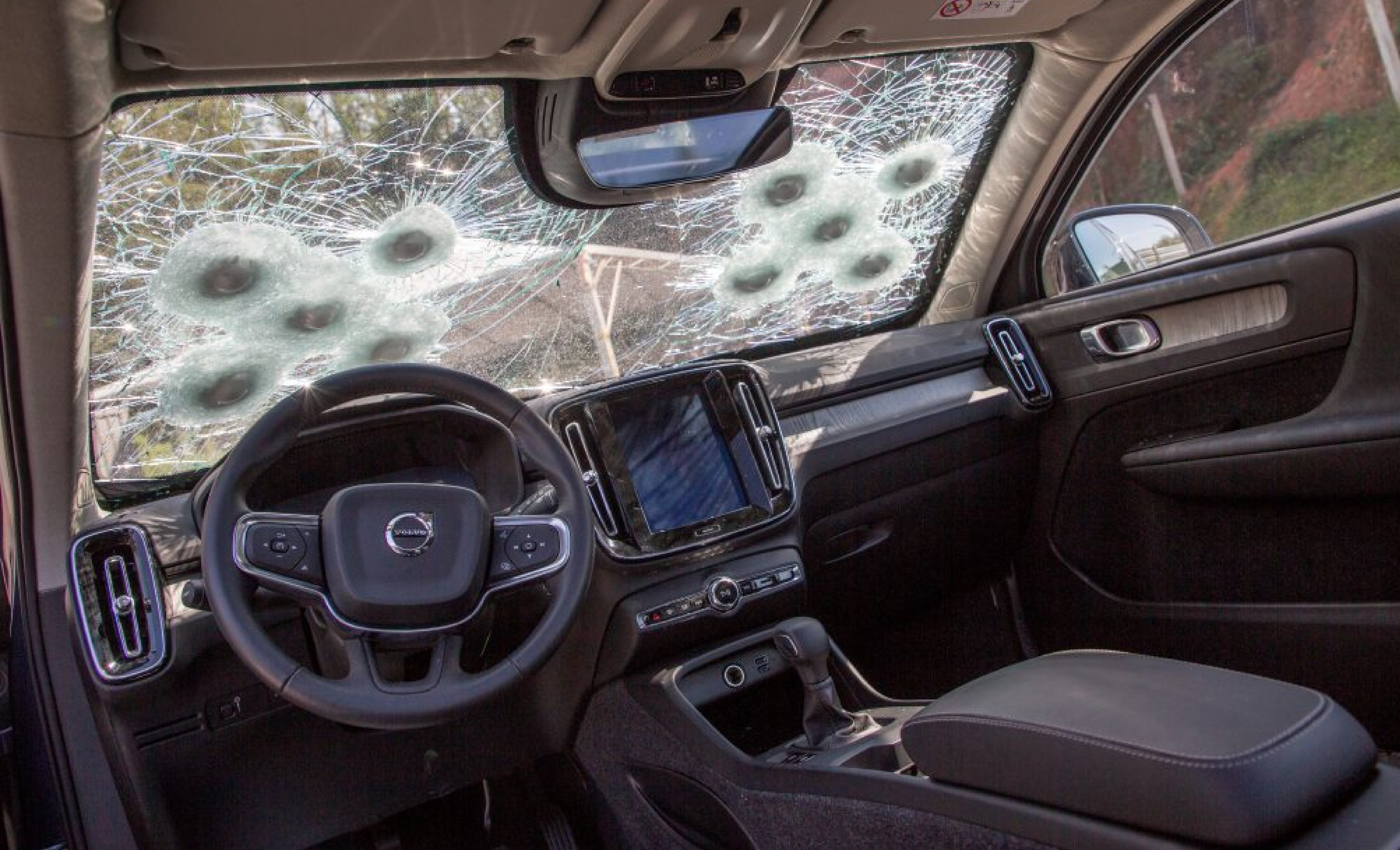 Carro blindado usado: veja quando vale a pena e quando é fria