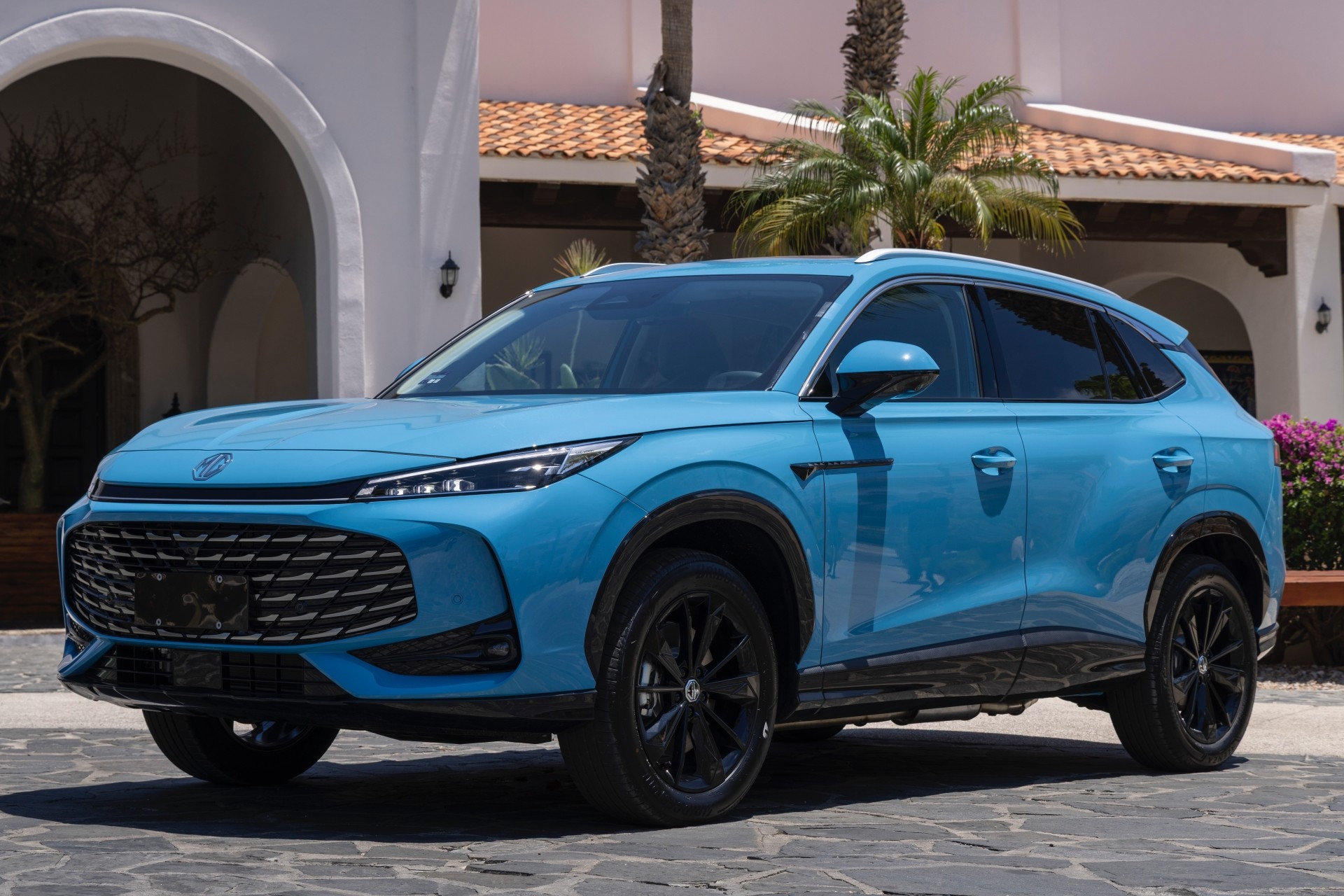 MG prepara motores híbridos flex e deve lançar de 4 novos SUVs no Brasil