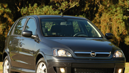 Chevrolet Corsa: preços na Tabela Fipe e pontos fortes do hatch