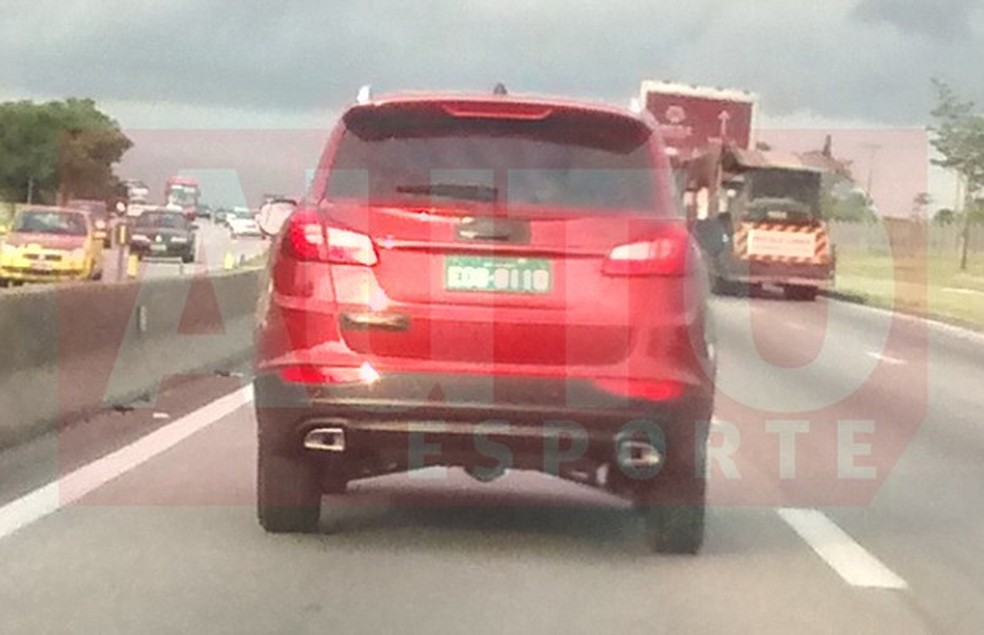 Chery Tiggo 5 é flagrado em estrada do interior de São Paulo (Foto: Wesley Candido / Auto News Brasil) — Foto: Auto Esporte