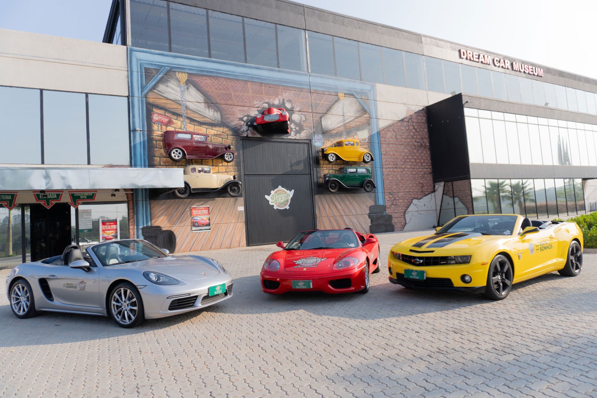 Museu em SP tem Ferrari, Porsche e Camaro por aluguel a partir de R$ 300