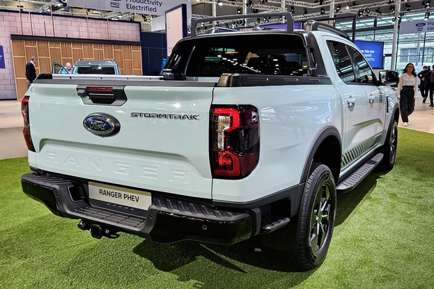 Ford Ranger PHEV em Hannover, na Alemanha