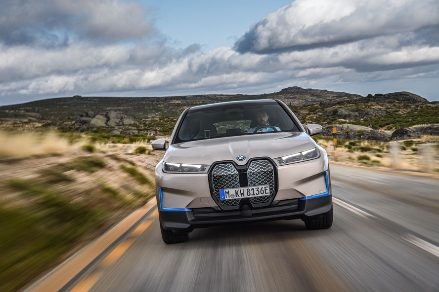 BMW iX, o primeiro SUV elétrico da marca