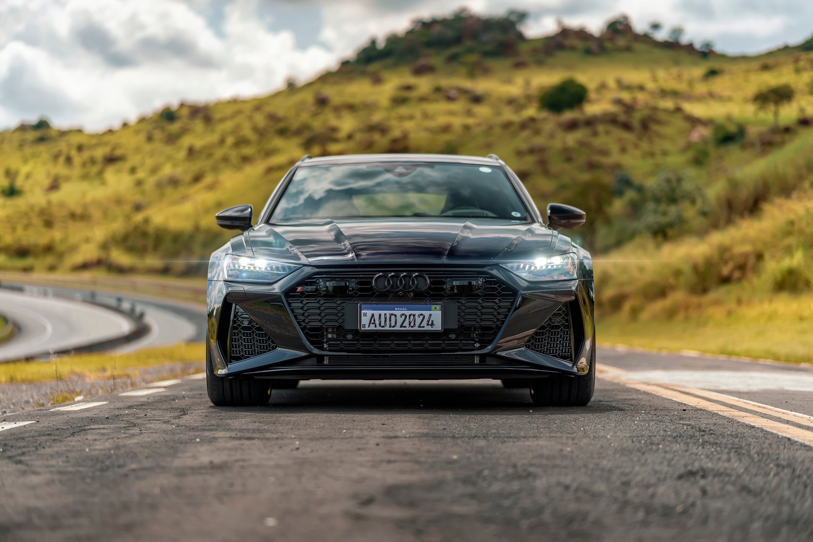 Audi RS 6 Performance 2024 — Foto: Divulgação