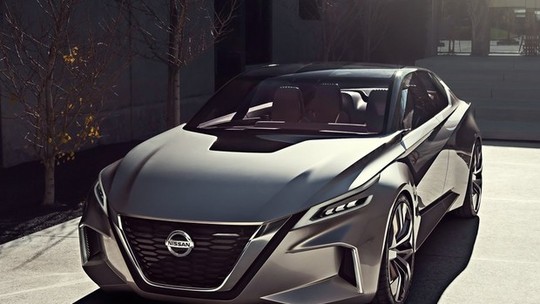 Nissan cria sedã de luxo com portas invertidas