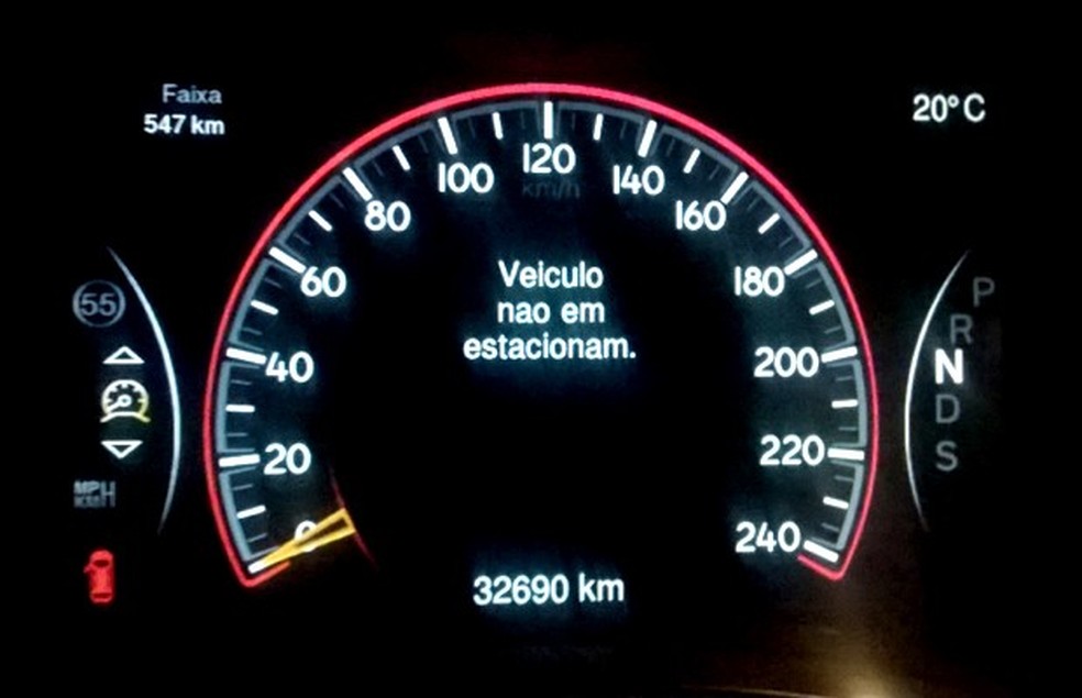 Painel de instrumentos Jeep (Foto: Divulgação) — Foto: Auto Esporte