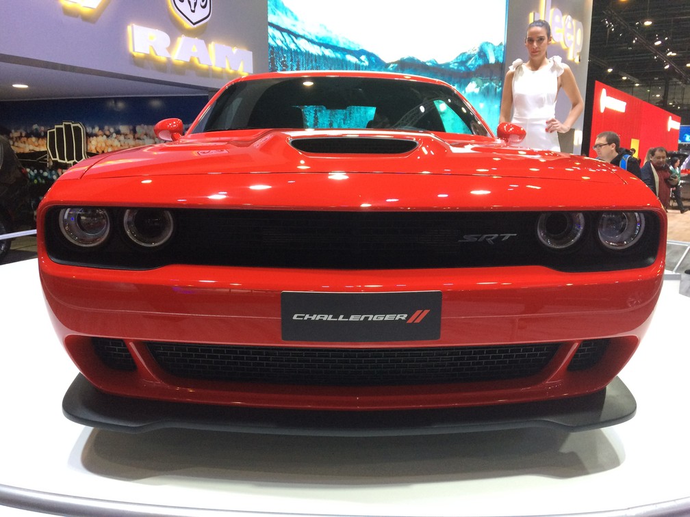 Dodge Challenger SRT Hellcat — Foto: Peter Fussy/G1