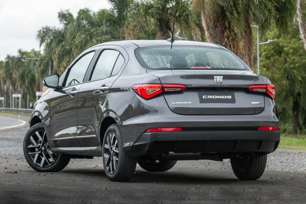 Novo Fiat Cronos Precision 1.3 AT 2026 - estático