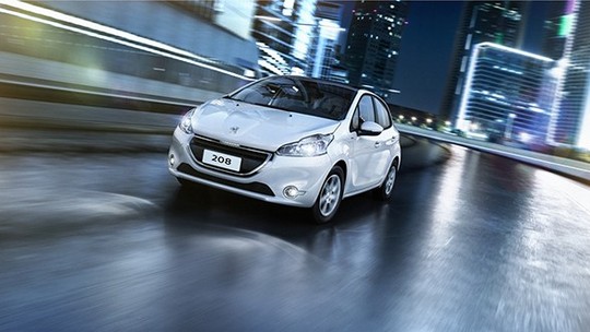 Peugeot lança série especial do 208