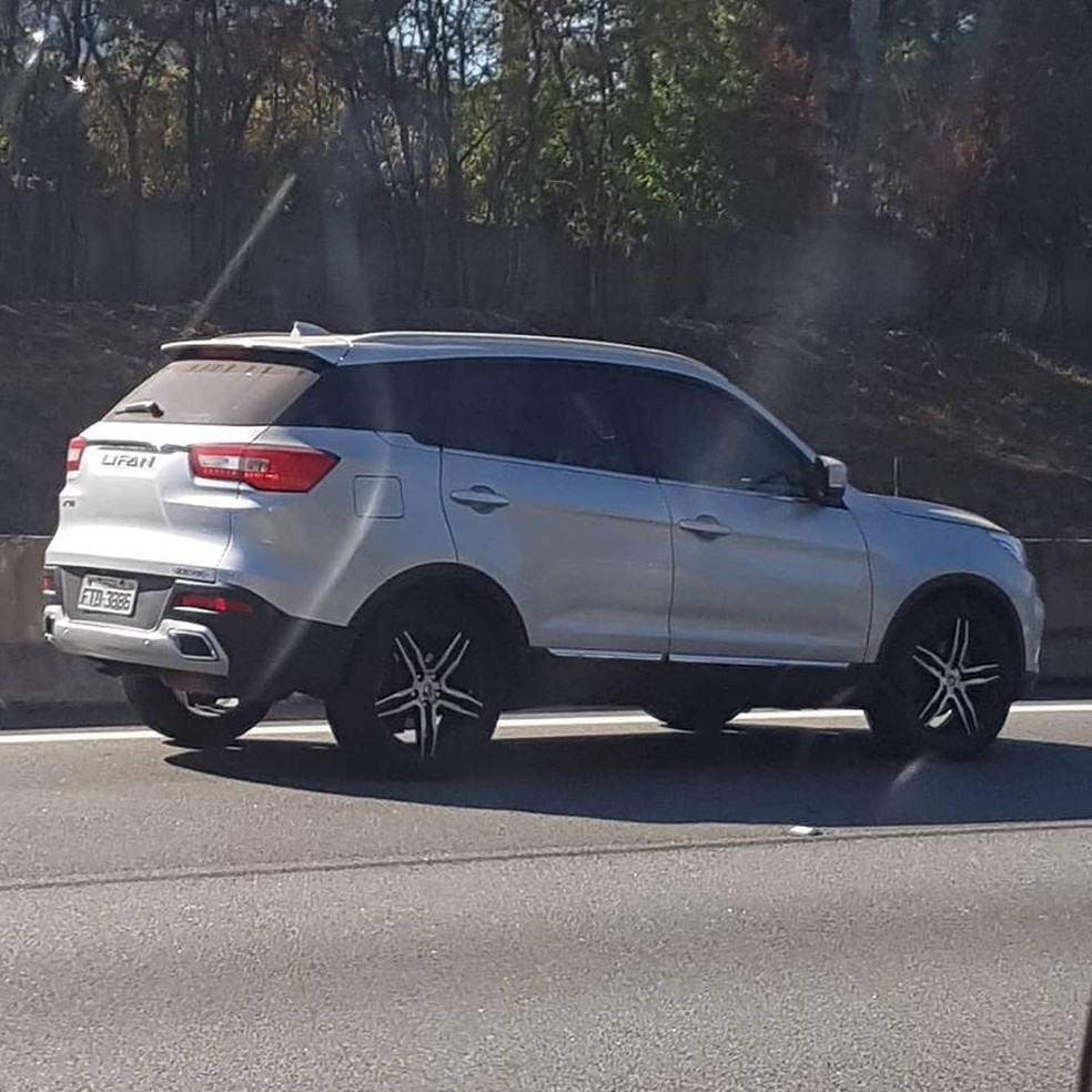 Lifan X70 rodava em testes em São Paulo no ano passado — Foto: Guilherme Fontana/G1