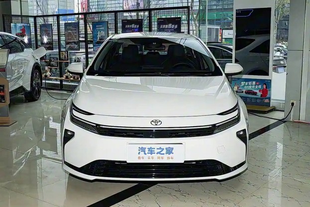 Novo Toyota Corolla 2026 - dianteira estática