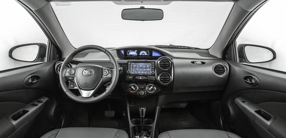 Toyota_Etios_Platinum_2017 (Foto: Divulgação) — Foto: Auto Esporte