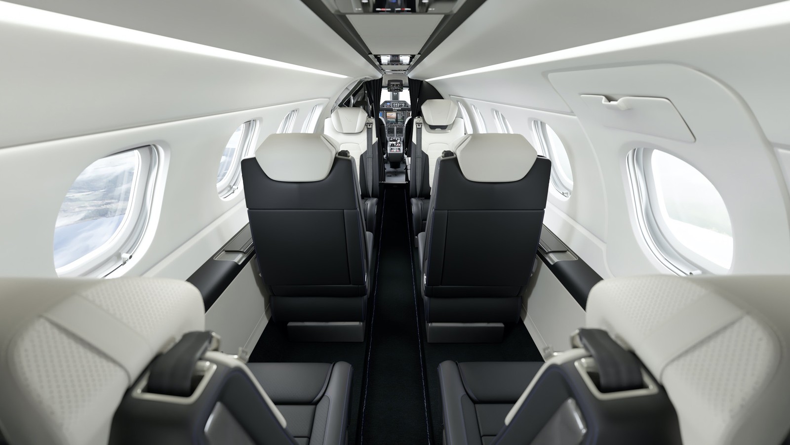 Os bancos do avião seguem o mesmo padrão do carro — Foto: Divulgação