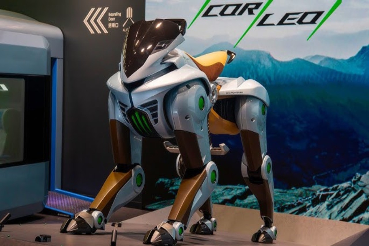 Moto a hidrogênio da Kawasaki tem quatro “patas” e pode correr e pular