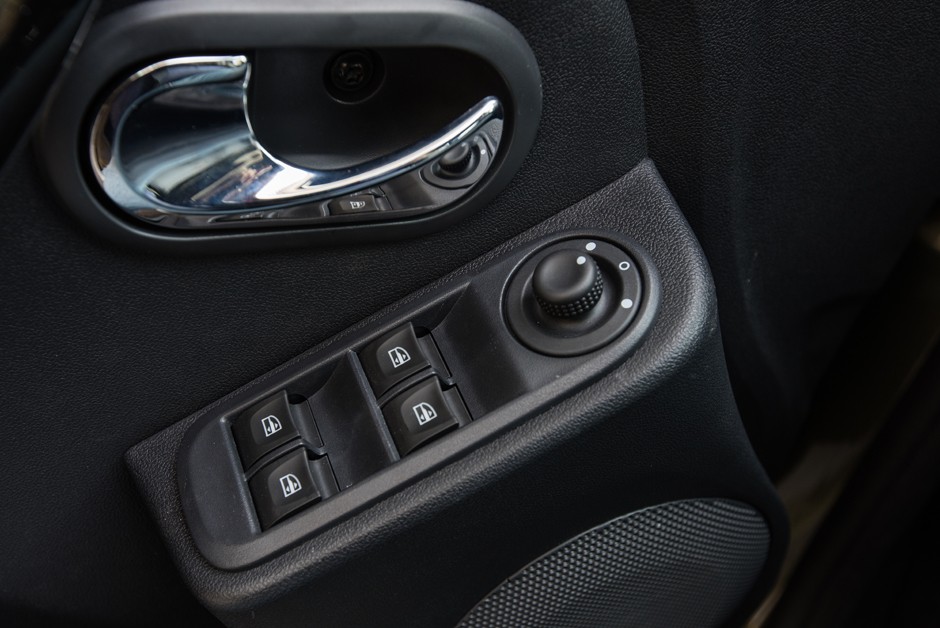 Renault Duster Oroch Dynamique Automática