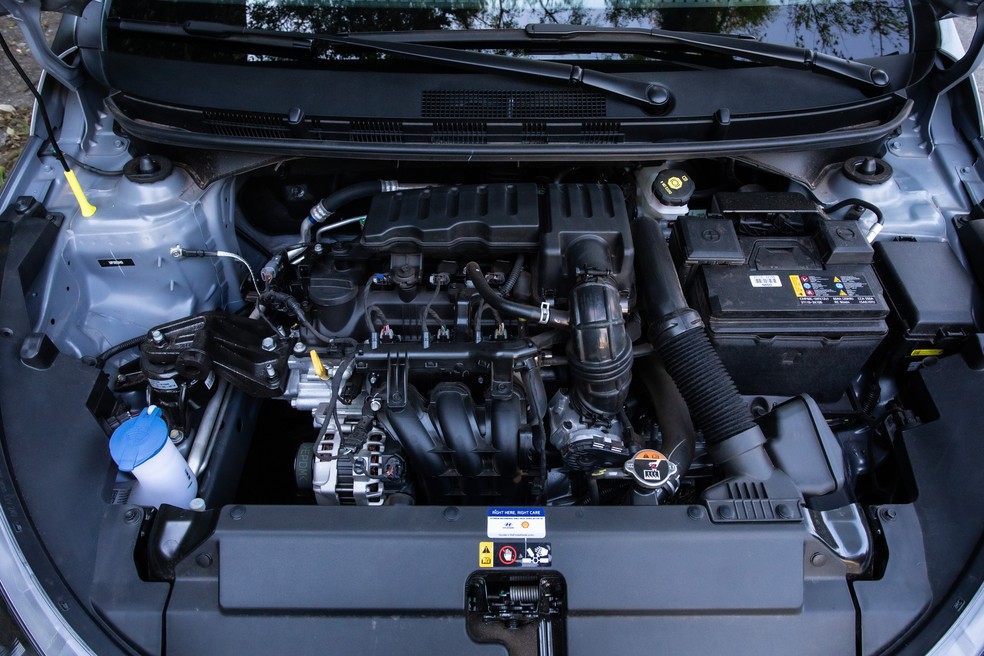 Motor 1.0 do Hyundai HB20 Sense rende 80 cv — Foto: Celso Tavares/G1