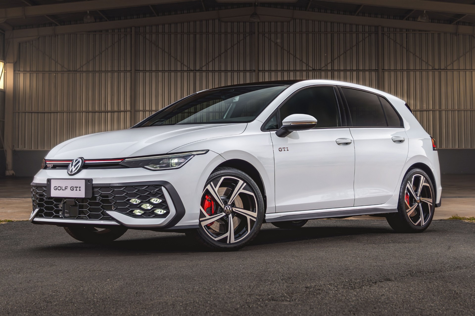 Volkswagen Golf GTi faz marca faturar R$ 150 milhões em um fim de semana