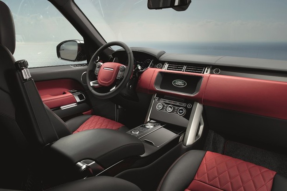 V4Range Rover SVAutobiography Dynamic (Foto: Divulgação) — Foto: Auto Esporte
