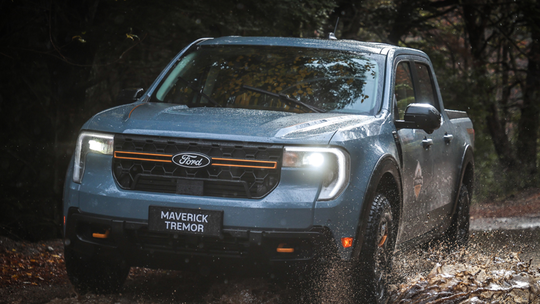 Ford Maverick 2025 fica R$ 10 mil mais barata e tem versão contra Rampage