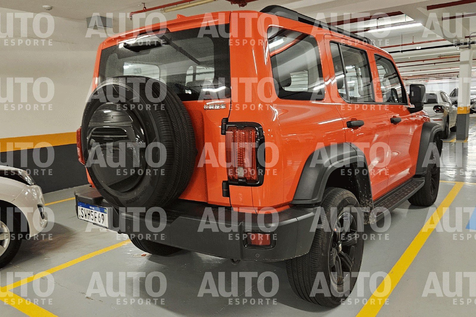 Flagra do GWM Tank 300 no Brasil — Foto: Eduardo Falkenburg/Auto News Brasil