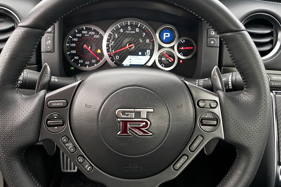 Nissan GT-R