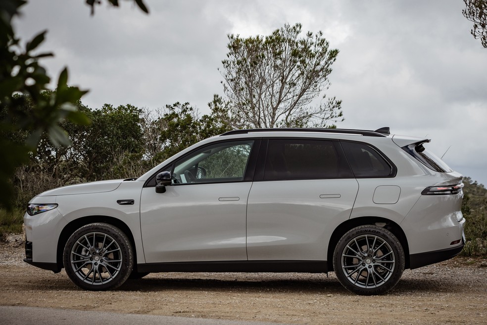 Leapmotor C10 é um SUV de porte similar ao do BYD Song Plus — Foto: Divulgação