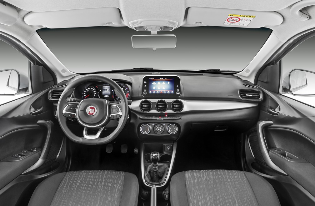 Interior do Fiat Cronos é basicamente o mesmo do Argo — Foto: Divulgação