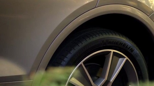 Novo Audi Q5 terá suspensão adaptativa a ar