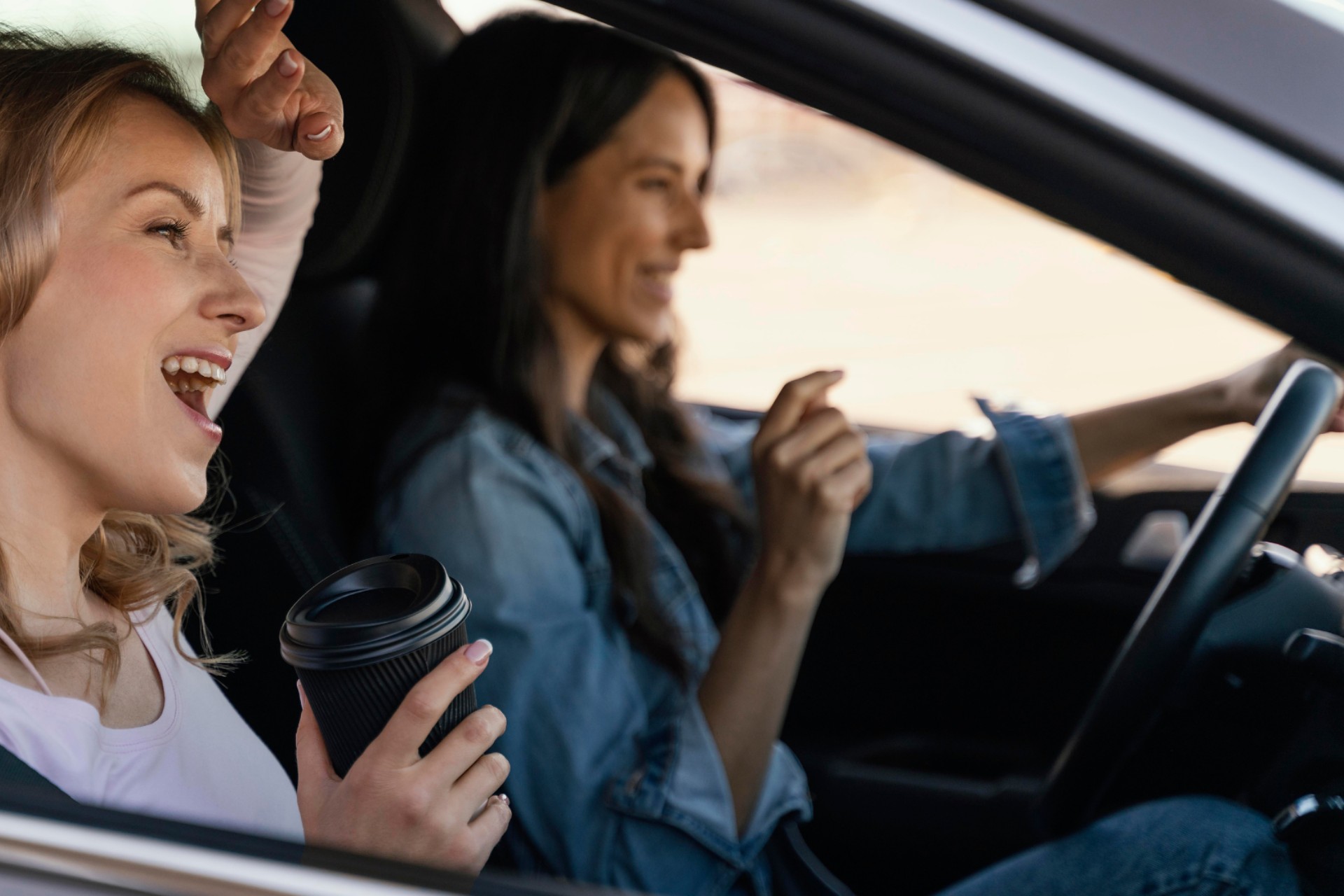 5 caixas de som de ótima qualidade para o carro a partir de R$ 480