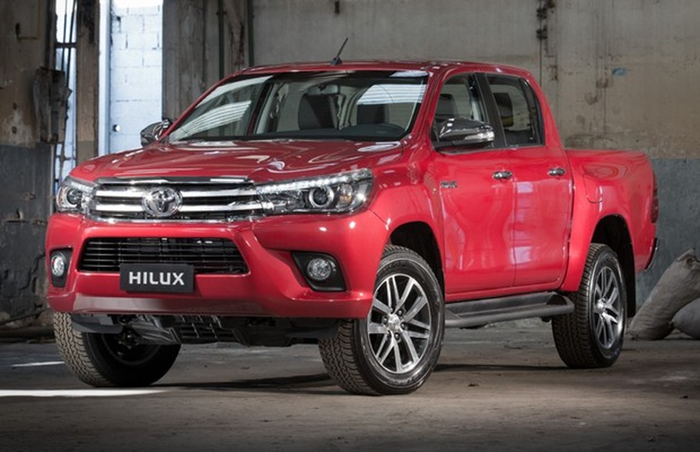 Dianteira da Toyota Hilux 2016 (Foto: Divulgação) — Foto: Auto Esporte